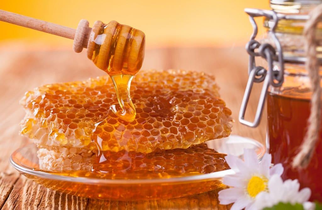 10 быстрых способов определить натуральность мёда