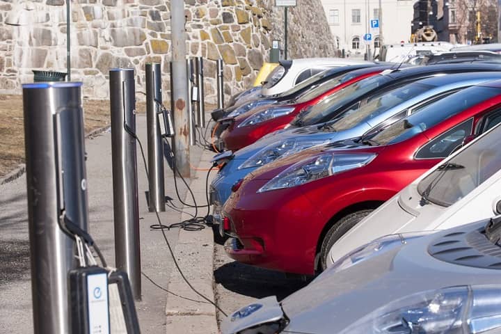 В Норвегии нулевой налог на покупку и регистрацию электромобиля