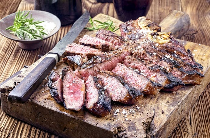 Самое известное блюдо - флорентийский бифштекс (bistecca alla fiorentina)