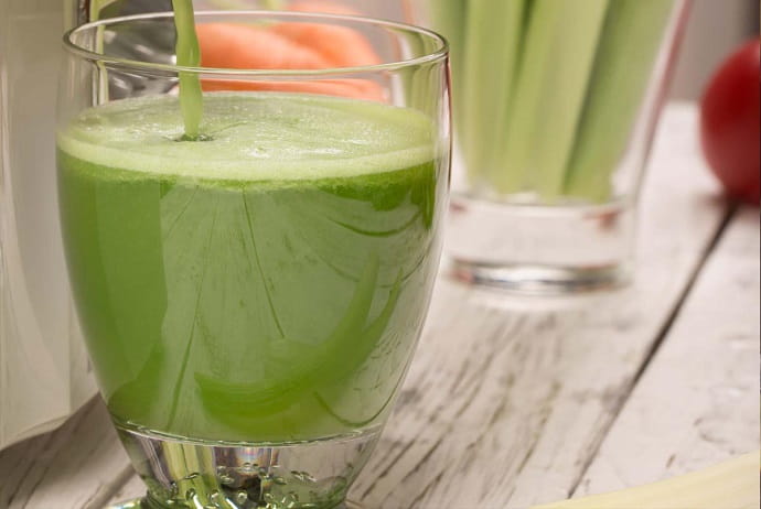 Японский сок  Аодзиру  из капусты кале богат витаминами и минералами