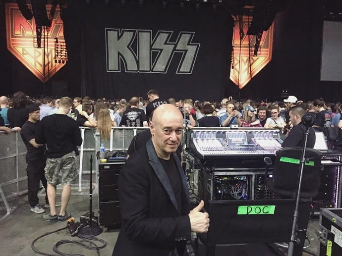 Игорь Сандлер на концерте группы «KISS»