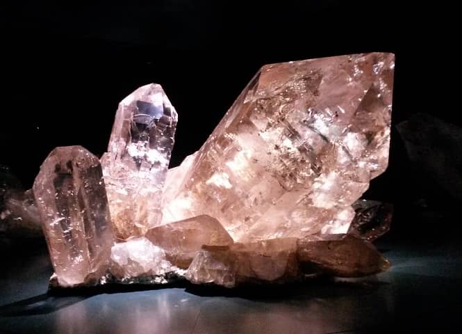Музей славится гигантскими кристаллами из Плаггенстока