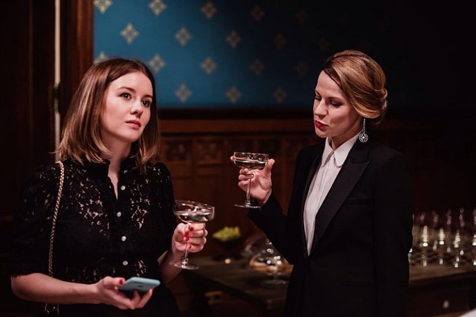 Ирина Старшенбаум (слева) и Александра Ребенок в сериале «Содержанки-2»