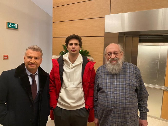 Леонид Агутин, Александр Молочников и Анатолий Вассерман в фильме «Выдающийся оливье»