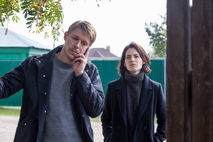 Никита Ефремов и Юлия Снигирь на съёмках сериала «Хороший человек»