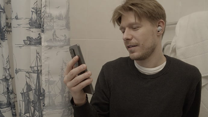 Никита Ефремов в сериала «Безопасные связи»