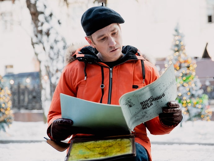 Антон Шангин в роли астронома Галлея