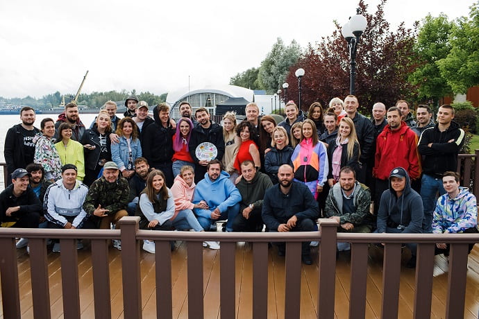 Съёмочная команда второго сезона сериала «257 причин, чтобы жить»