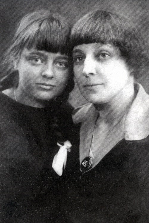 Марина Цветаева с дочерью Ариадной, Париж, 1925 г.