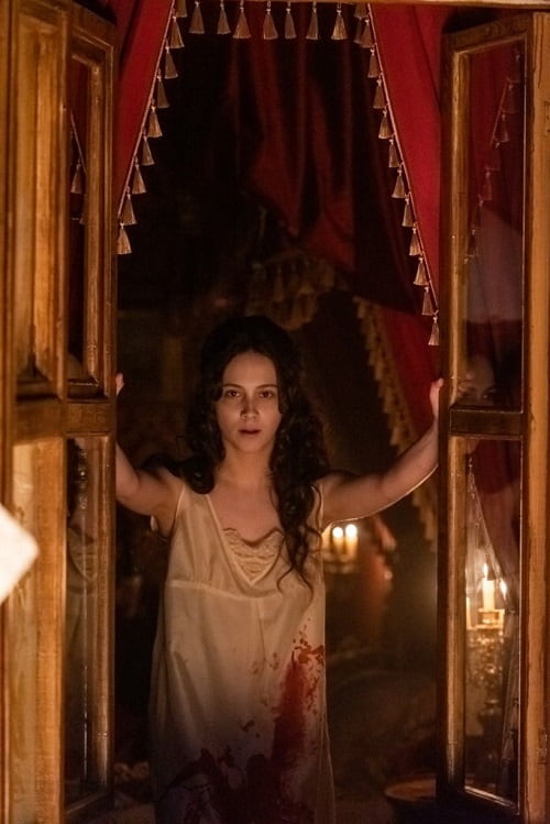 Кадр из сериала «Карамора»