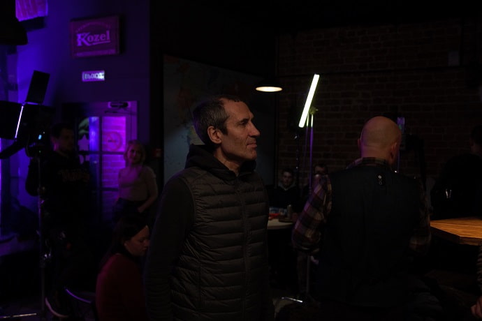 Режиссёр Сергей Комаров на съёмках второго сезона сериала