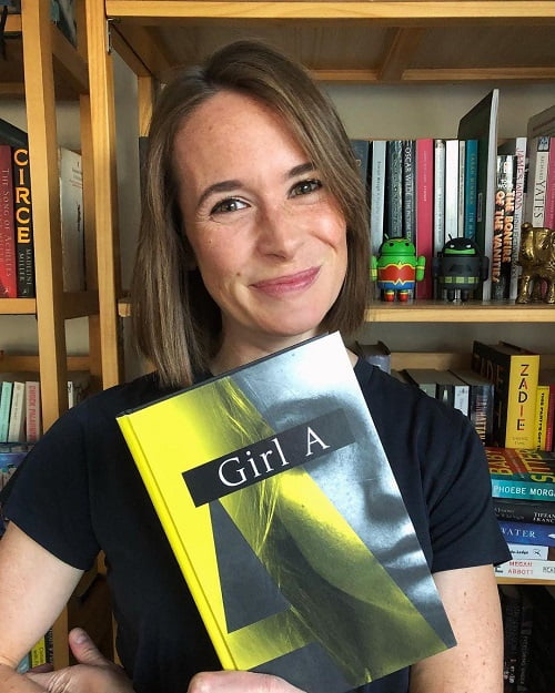 Эбигейл Дин, автор романа «Девушка А»