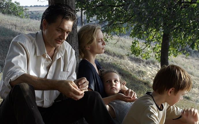 Кадр из фильма «Изгнание»