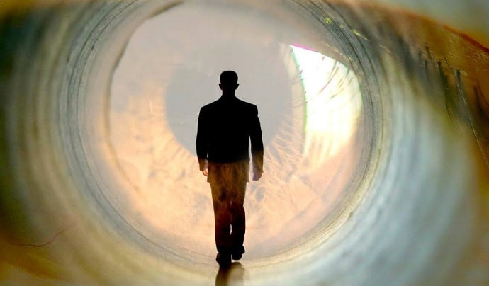 Когда близкие покидают нас, важным остаётся одно — желание вернуть всё, как было