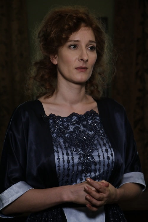 Мариэтта Цигаль-Полищук в роли Фаины Раневской