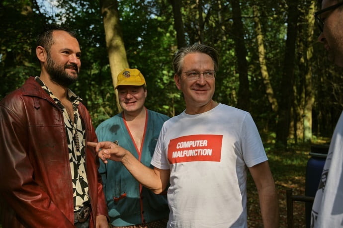 Андрей Скороход и режиссёр Дмитрий Грибанов на съёмках сериала