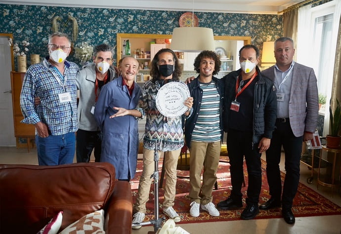 Кадр со съёмочной площадки боевика «Последний наёмник» (The Last Mercenary)