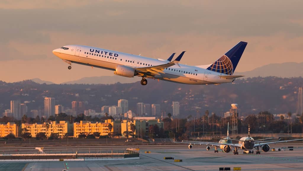 United Airlines уже второй год летают на топливе, частично состоящем из продуктов переработки