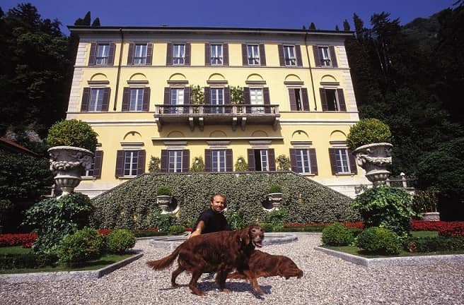 Знаменитый итальянский стилист Джанни Версаче на вилле в Мольтразио