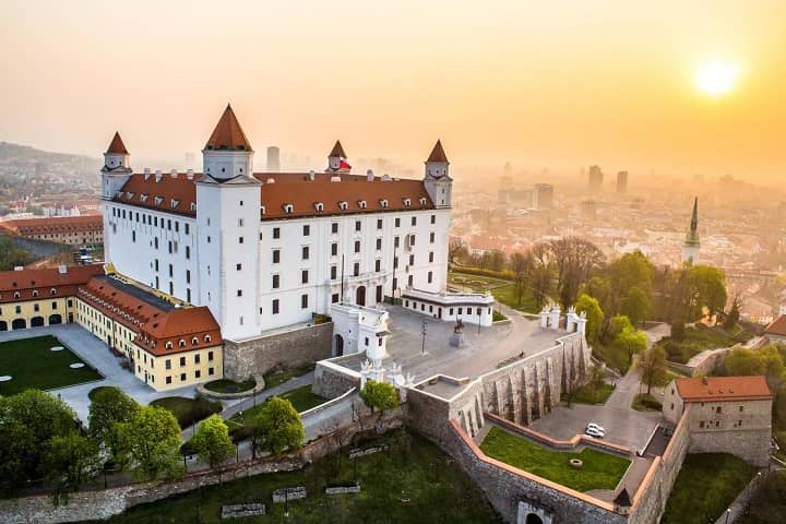 Коронная Башня в Братиславе