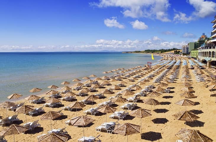 В Болгарии можно недорого отдохнуть