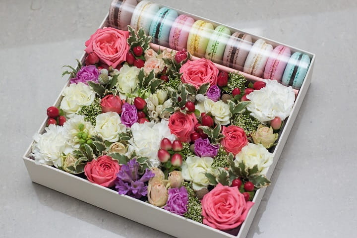 Последний писк моды - цветы в красивых коробках