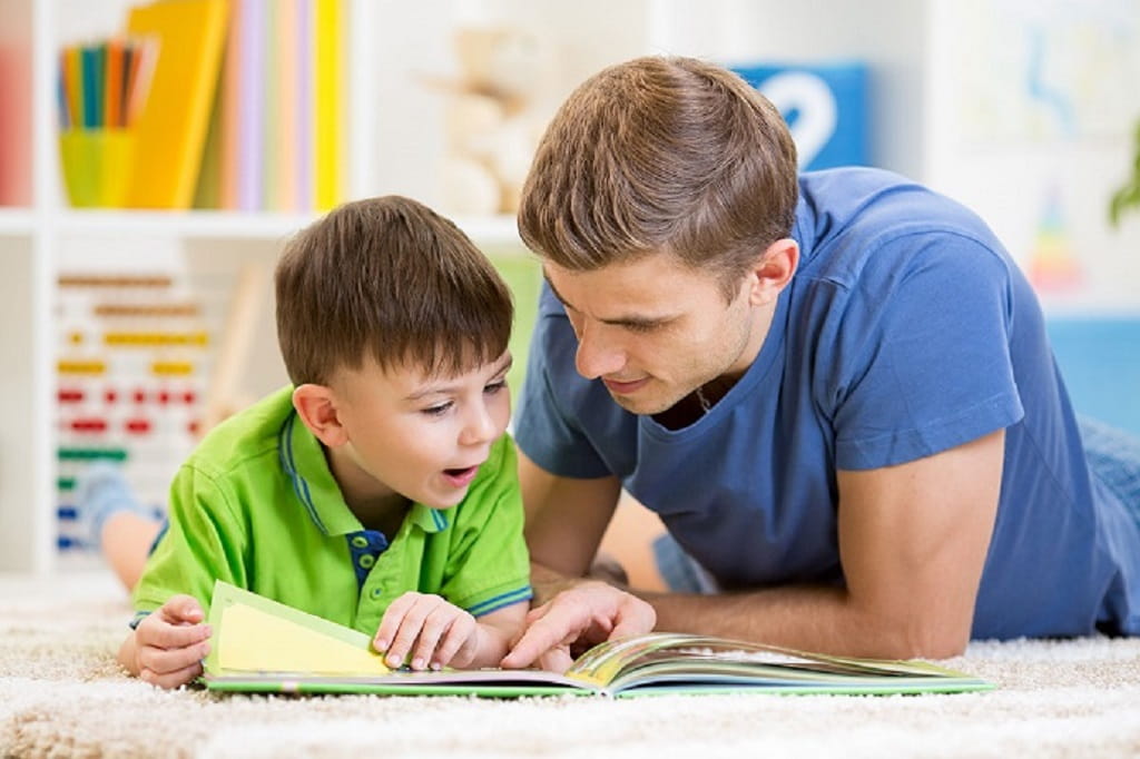 Когда и как учить ребёнка чтению