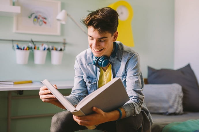 Заинтересовать современных подростков чтением — задача не из простых