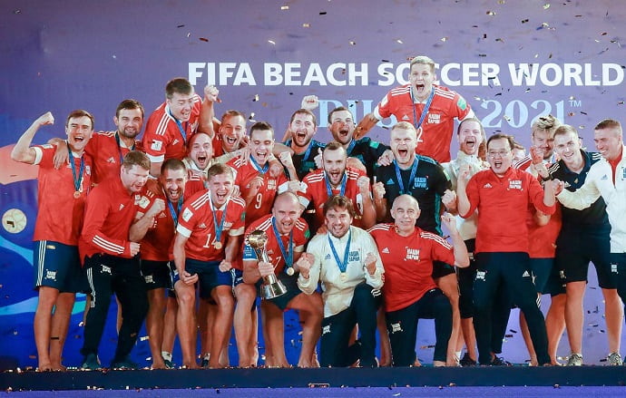 Сборная России по пляжному футболу одержали победу на ЧМ-2021 в Москве