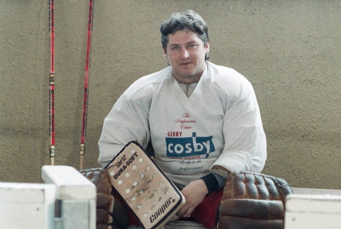 Сергей Мыльников был первым вратарём из СССР в НХЛ