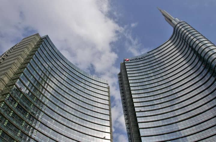 Милан, башня UniCredit Tower, архитектор Сезар Пелли