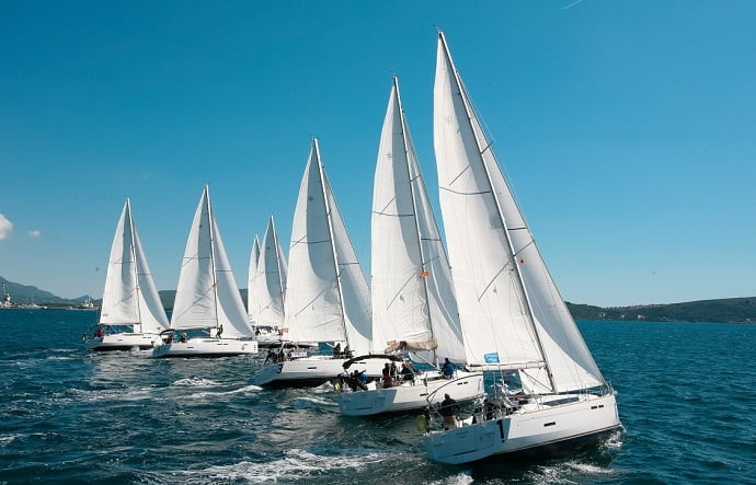 Увлёкшись яхтами, многие уходят в парусный спорт