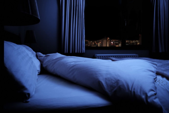 Важно создать в комнате комфортную обстановку для сна