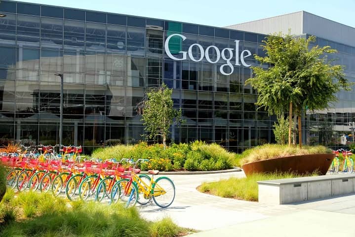 Google offices consume about 3 gigawatts of energy per month