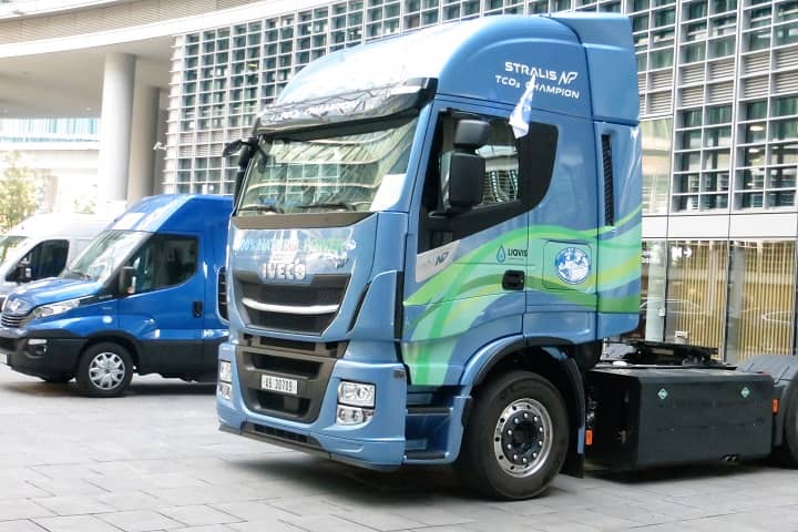 IVECO began manufacturing the Stralis 400 NP, 400 hp, which can drive up to 1,500 km without refueling
