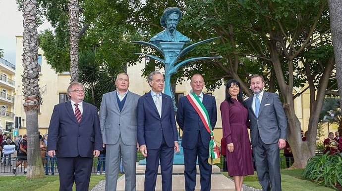 Opening of the Gorky's monument in Sorrento