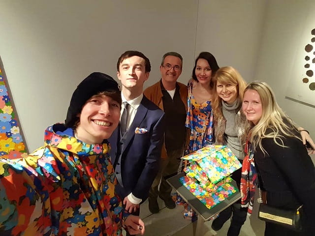 A lot of people worked on the performance creation together with Alex Doll