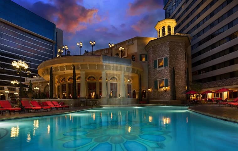 Peppermill Resort Spa Casino uses geothermal energy