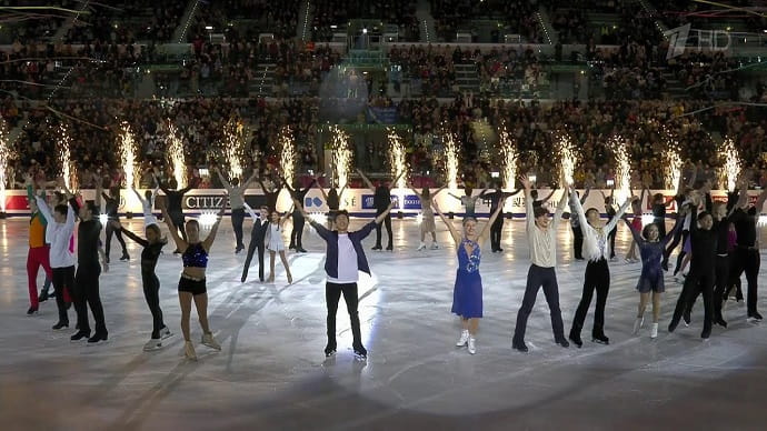 The best figure skating athletes participate in the Grand Prix
